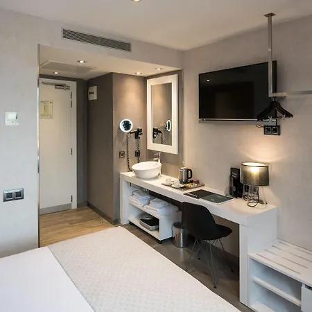 فندق كاتالونيا غران فيا بي سي ان